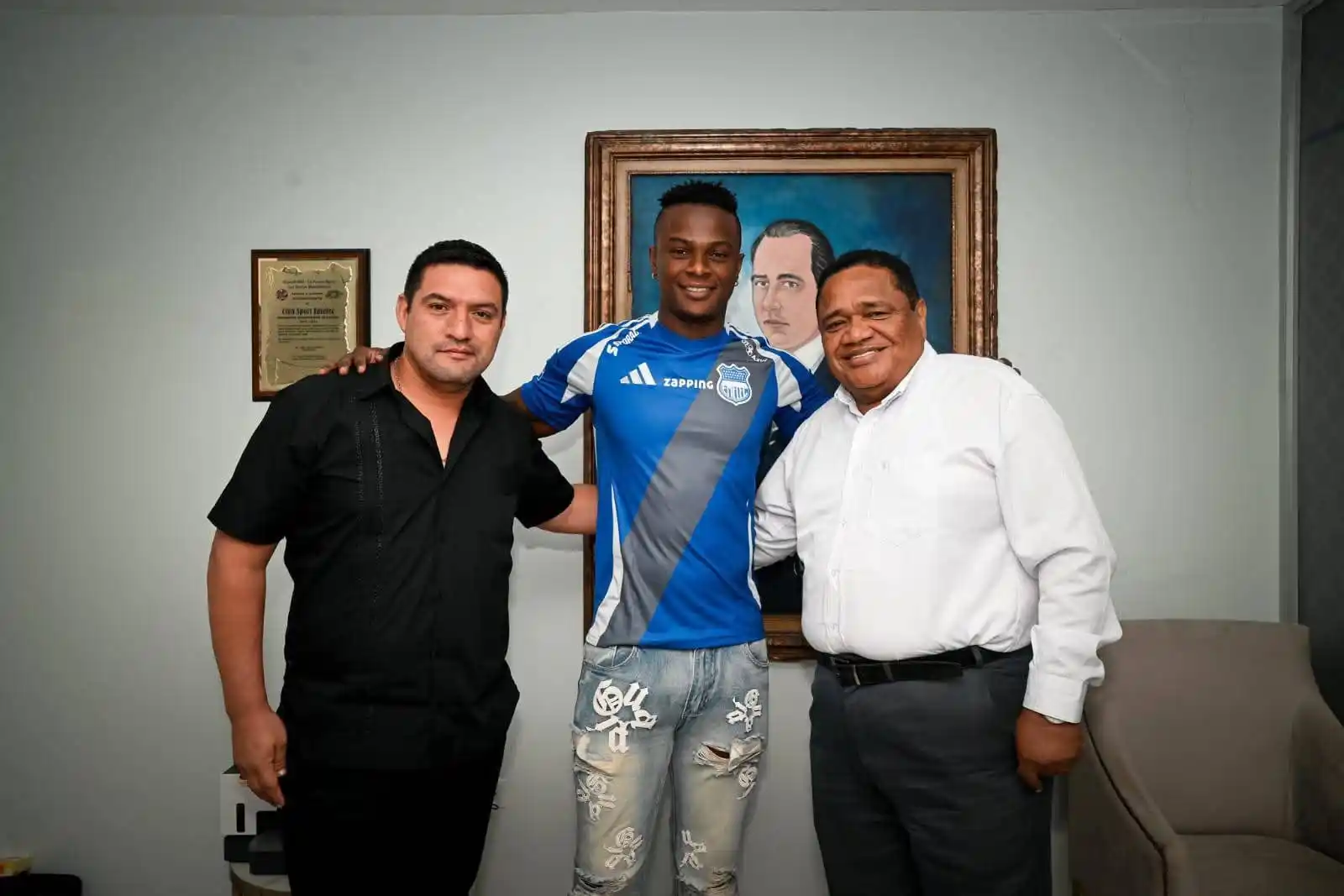 Image from Milagreño que se Respeta: "JOSÉ TIN ANGULO" NUEVO JUGADOR DEL BOMBILLO...