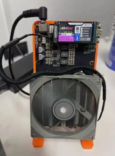 Image from CriptoNoticias: ‼️ Minero audita un mini ASIC de Bitcoin y ve “muchos problemas”.  🧐 ...