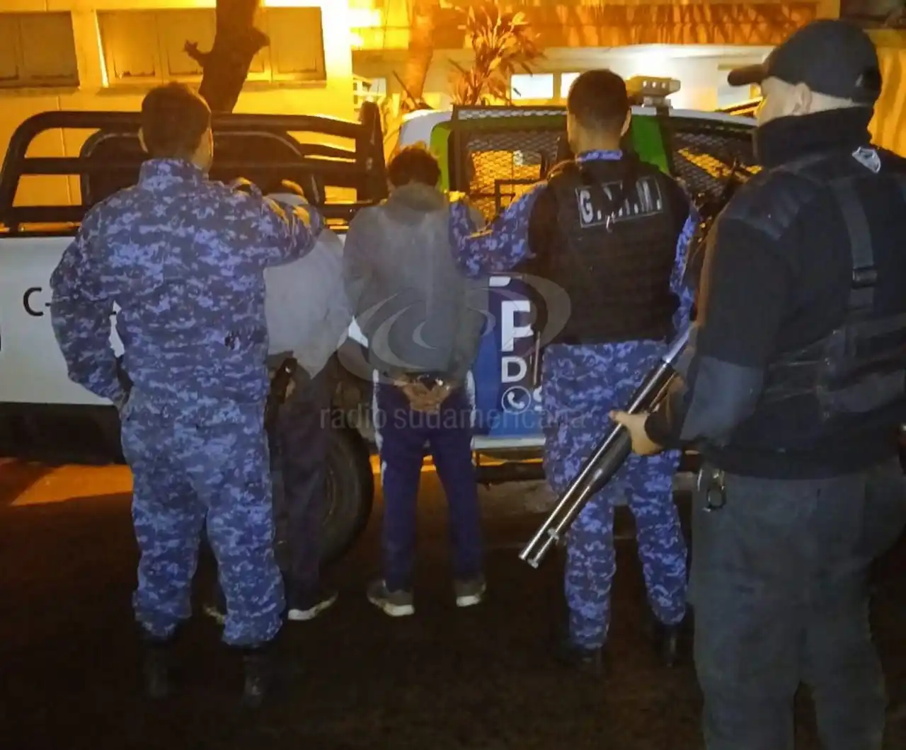 Image from Radio Sudamericana: *🚔    NO SON TIMÓN Y PUMBA: DEMORARON A LOS HERMANOS "MORRÓN" Y "TIGR...