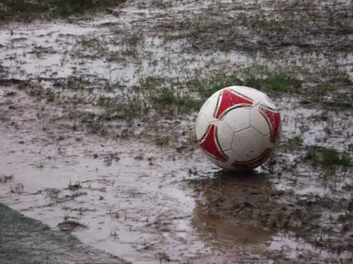 Image from Radio Sudamericana: ⚽️ *POR EL MAL TIEMPO LA LIGA CORRENTINA SUSPENDIÓ PARTIDOS PROGRAMADO...