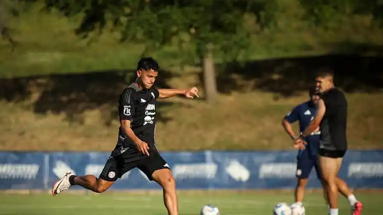 Image from La Nación Saprissa: 💜🤍 *Saprissa* reporta cómo se encuentra *Warren Madrigal y confirma ...