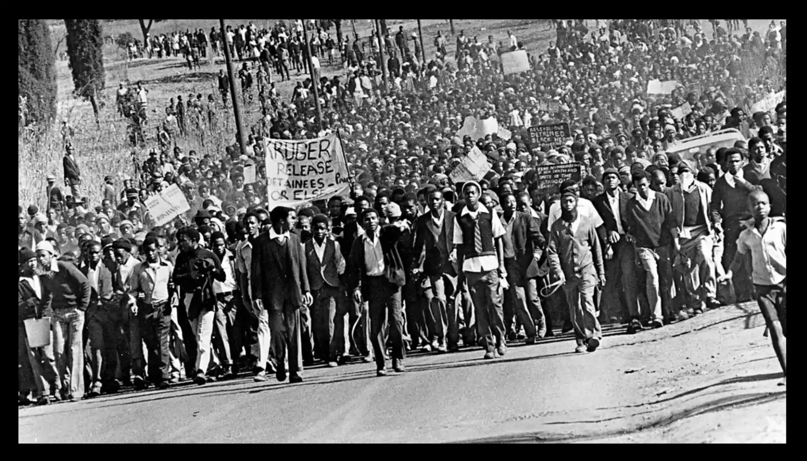 Image from Cosatu Today: 🇿🇦✊❤️‍🩹Tsietsi Mashinini led students from Morris Isaacson High Sch...