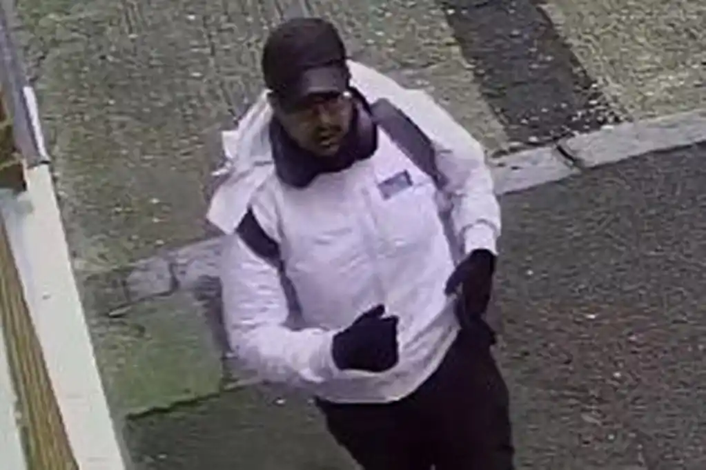Image from ChronicleLive: *Armed robber threatens staff at Subway store* Full story: https://cr...