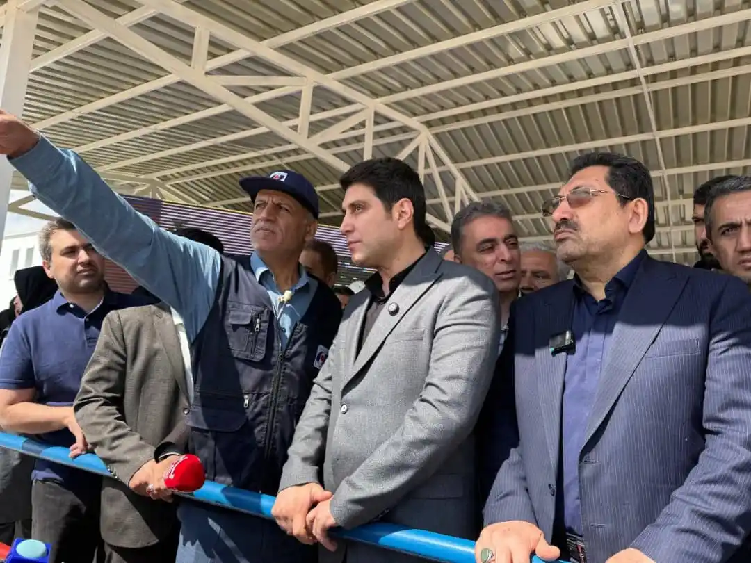 Image from استانداری کردستان: ✅ *بازدید وزیر صمت از آخرین حلقه زنجیره فولاد کردستان* 🔹محمد اتابک ...