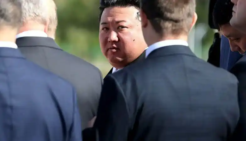 Image from ZAP Notícias: *“Não havia caixões suficientes”. Afinal, “milagre” da Coreia do Norte...