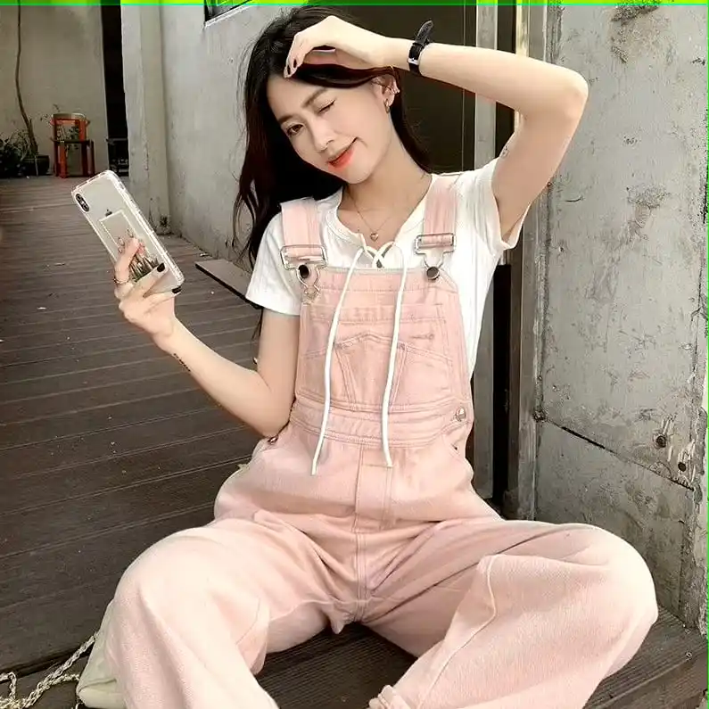 Image from Rekomendasi Outfit | Ootd Hijab | Ootd Remaja Indonesia: ✨```Rekomendasi overall denim merah muda korean style``` ✨  _baguss ba...