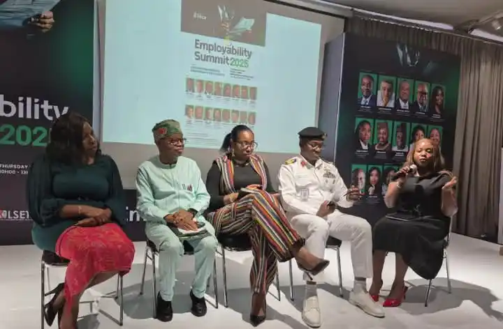 Image from PREMIUM TIMES HAUSA: TARON PREMIUM TIMES: Masana sun ba da shawara kan yadda za a kawo ƙars...