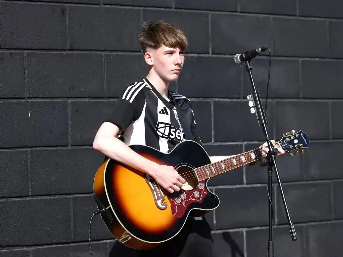 Image from ChronicleLive: *Teenage musician back busking after performing alongside Sam Fender* ...