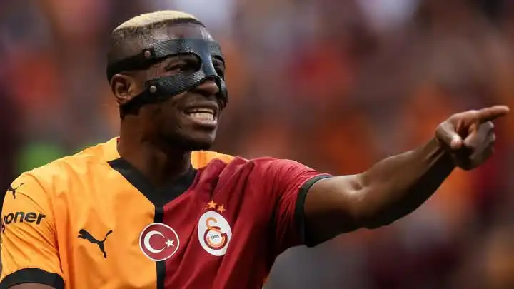 Image from PREMIUM TIMES HAUSA: Wani mummunar gware da na yi da wani dan kwallo a wasan Napoli da Inte...