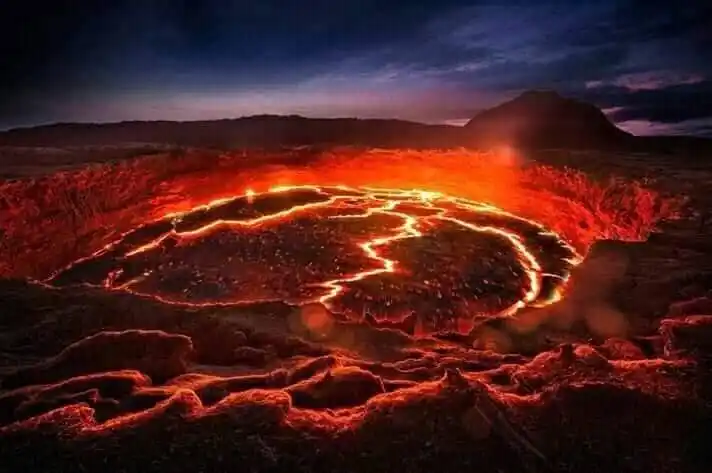 Image from Ahadu Radio And Television: *የኤርታሌ እሳተ ገሞራ እና የሶፍ ዑመር ዋሻን ጨምሮ ሌሎችንም ተፈጥሯዊ መስህቦች በ'ጂኦ ቱሪዝም' መስክ በዩኔ...