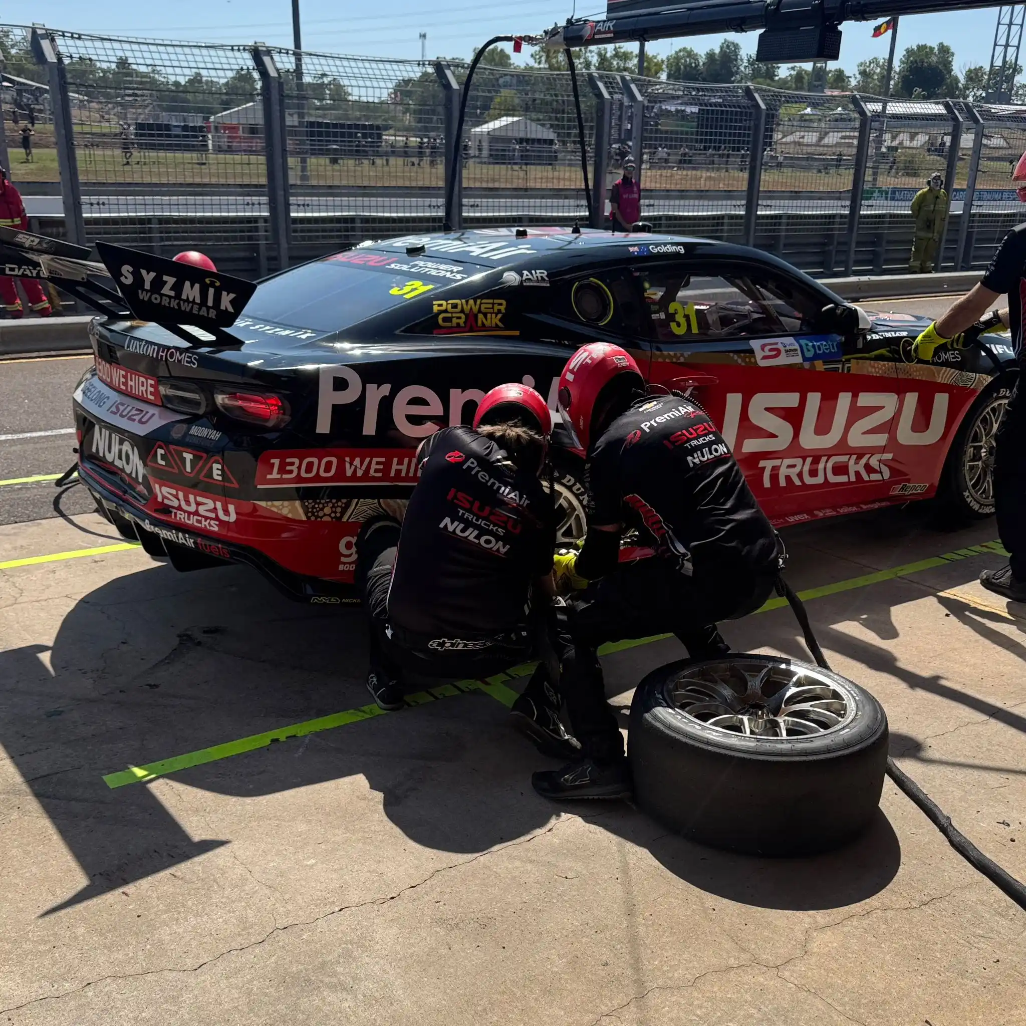 Image from Premiair Racing Live Feed: 14 laps to go — Jimmy dives in for rear tyres only. Quick stop to keep...