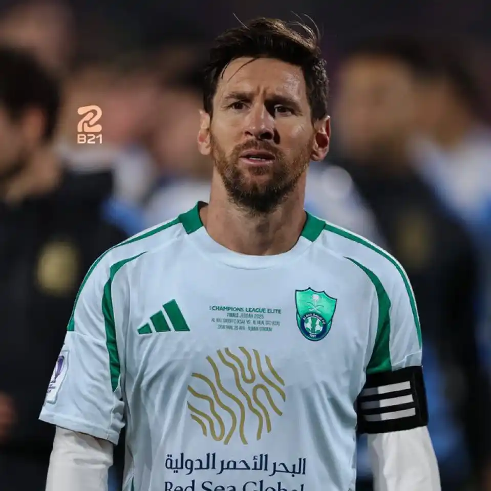 Image from بيان الأهلي | BYAN_ALAHLI: العد التنازلي⏱️🔥   تبقّى 30 يوم على بداية فترة الانتقالات الصيفية ⏳...