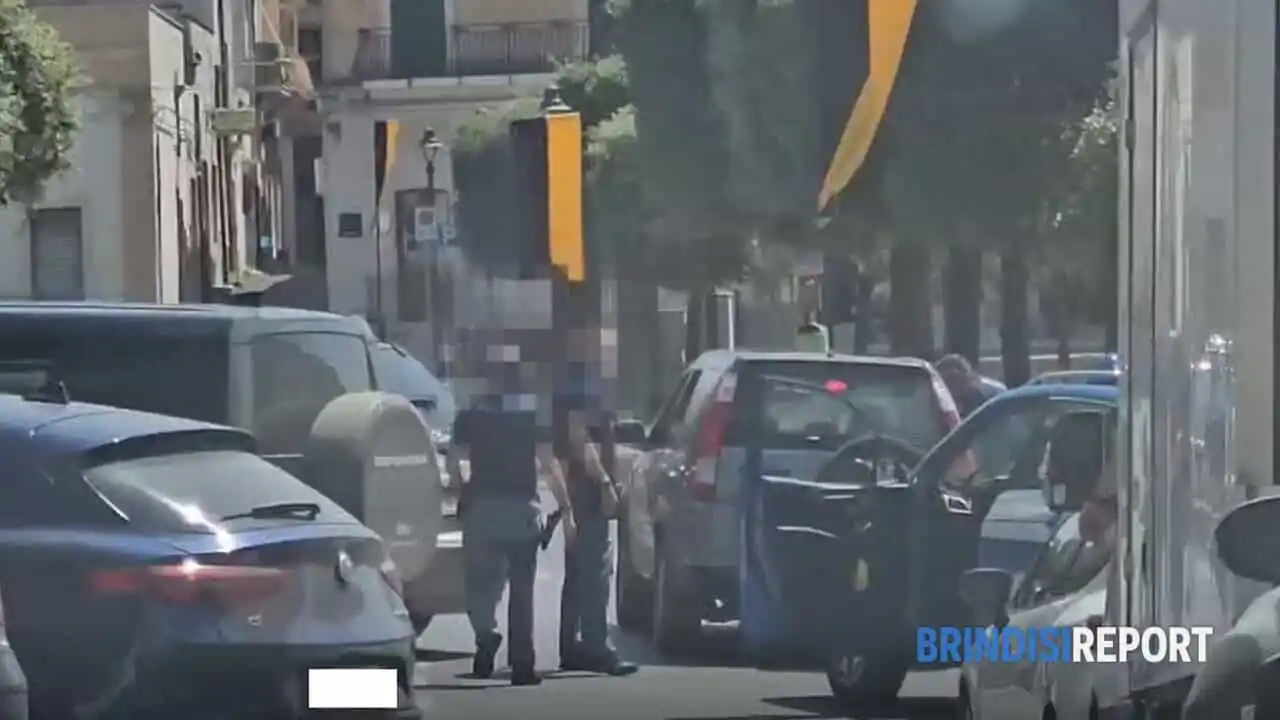 Image from BrindisiReport.it: Intolleranza contro ausiliari del traffico e agenti della polizia loca...