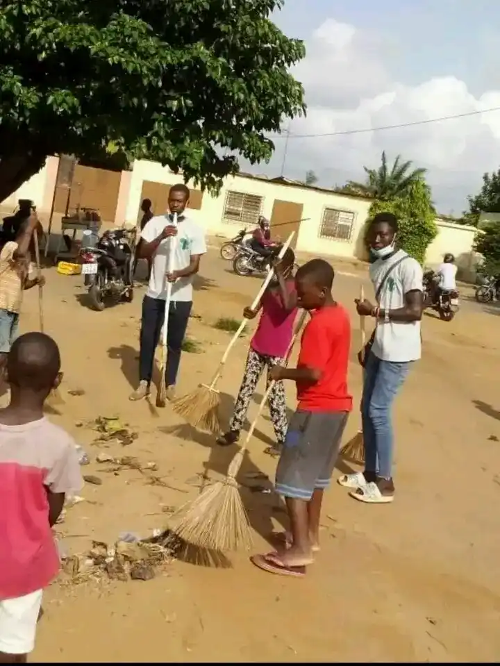 Association A.E.D.A/Action Pour Un Envol De Développement En Afrique post