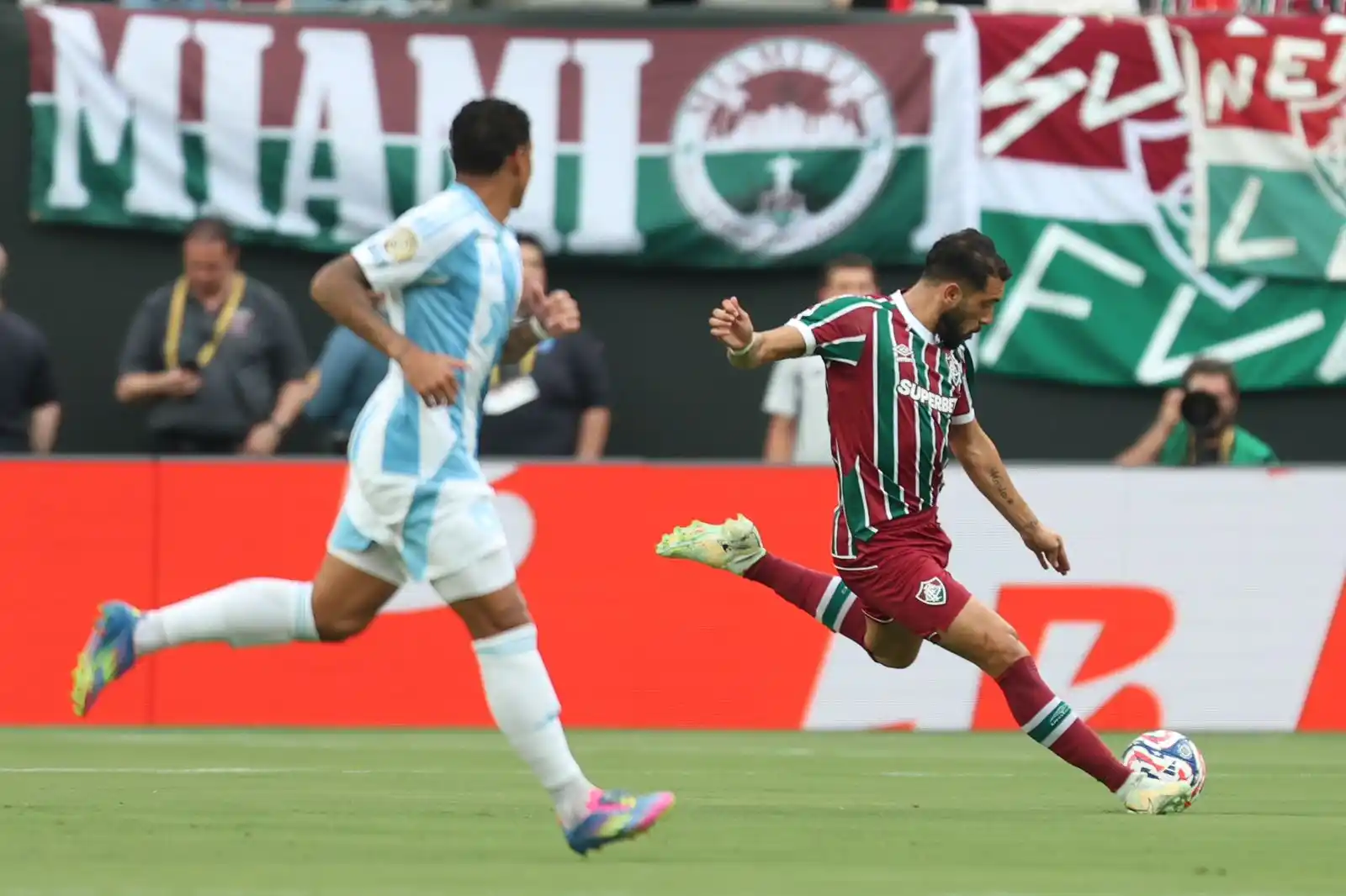 Image from Fluminense FC: Fim de primeiro tempo no Metlife Stadium! VAMOS VIRAR, NENSE! Todos o...