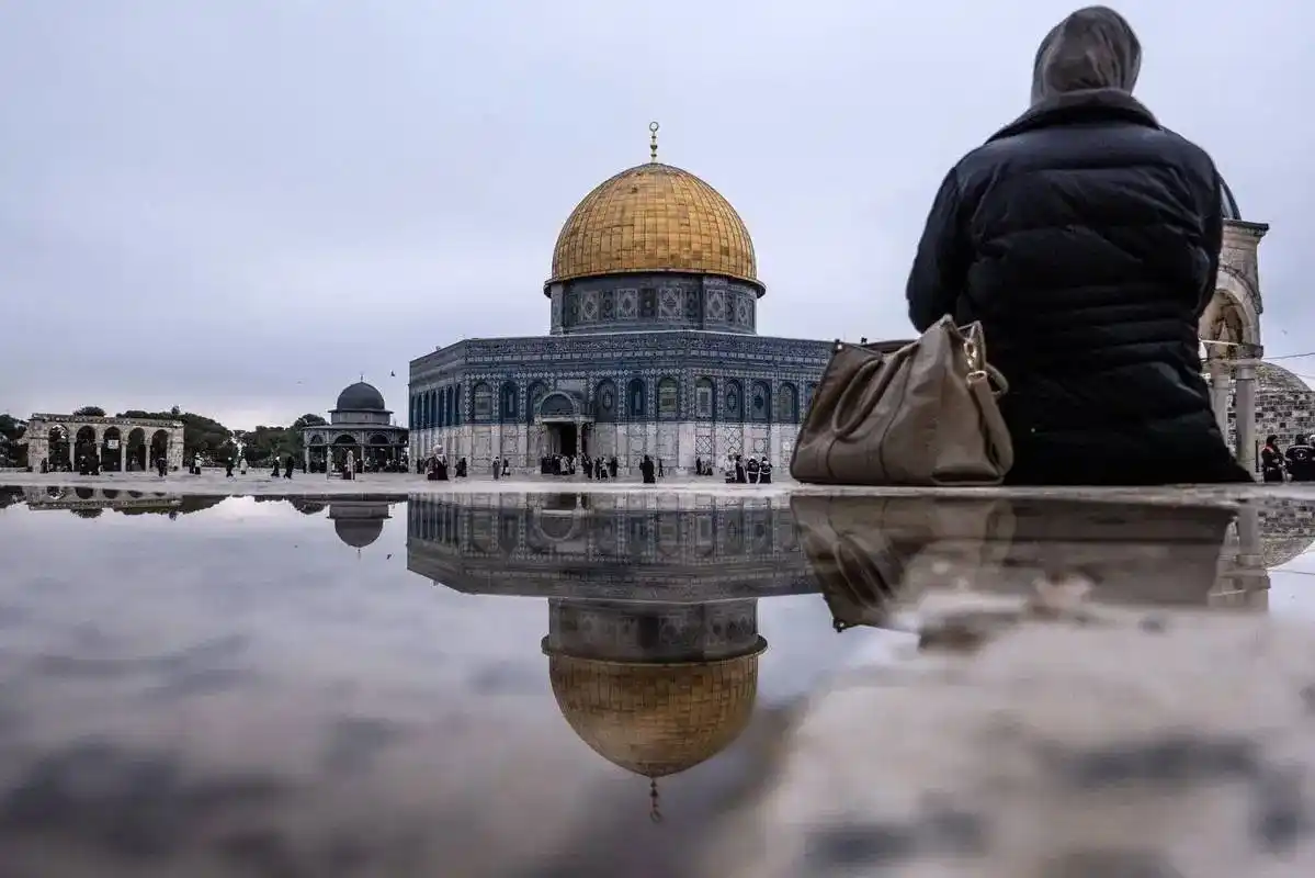 Image from Kabar Palestina 🇵🇸: Mufti Besar Al-Aqsha Ingatkan Perjuangan Tetap Fokus Tertuju Untuk Al-...