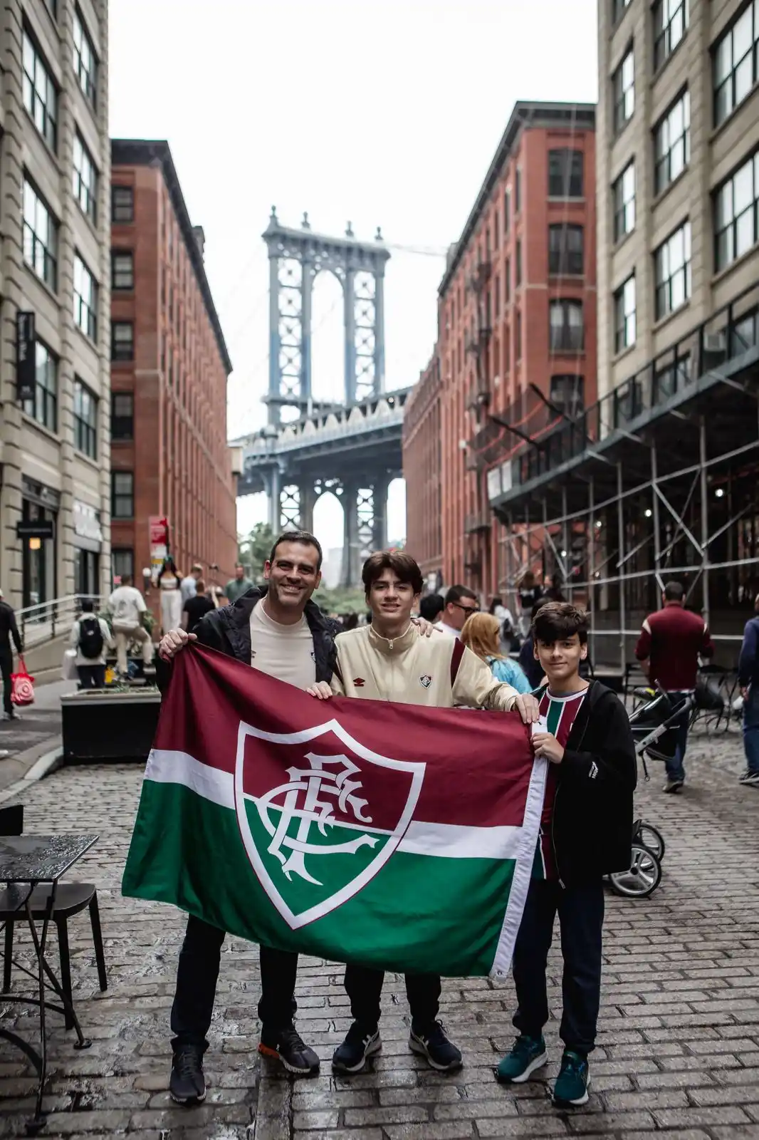 Image from Fluminense FC: 📍NEW YORK CITY A torcida Tricolor espalhada por vários pontos da cid...