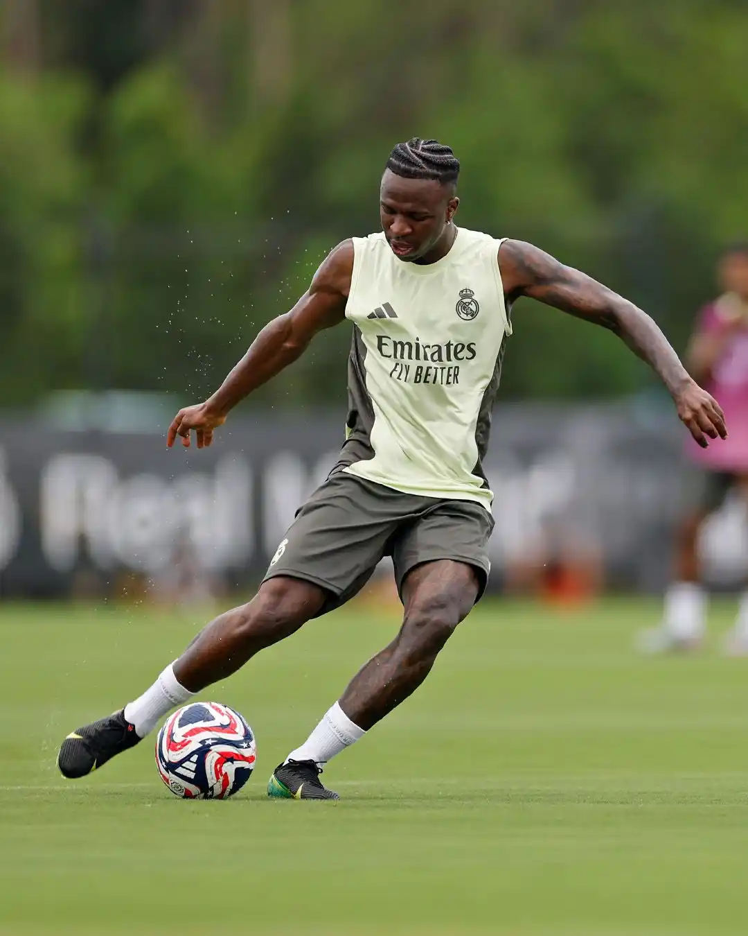 Image from Real Madrid C.F.: 💪 Final training session before facing Pachuca! ⚽️ ¡Último entrenamie...