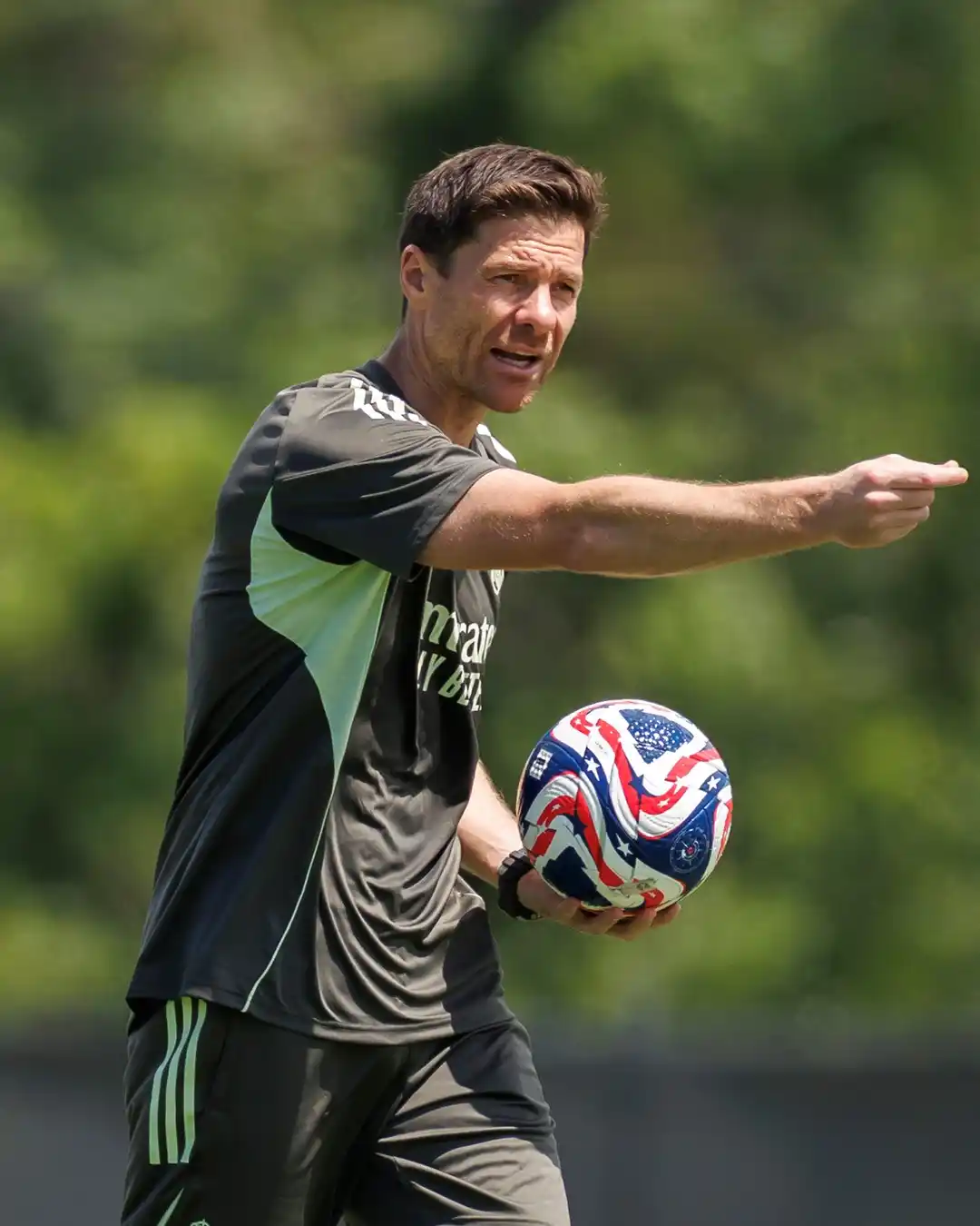 Image from Real Madrid C.F.: 🎥 Follow Xabi Alonso's press conference LIVE on RM Play & RMTV! 🔴 ¡S...