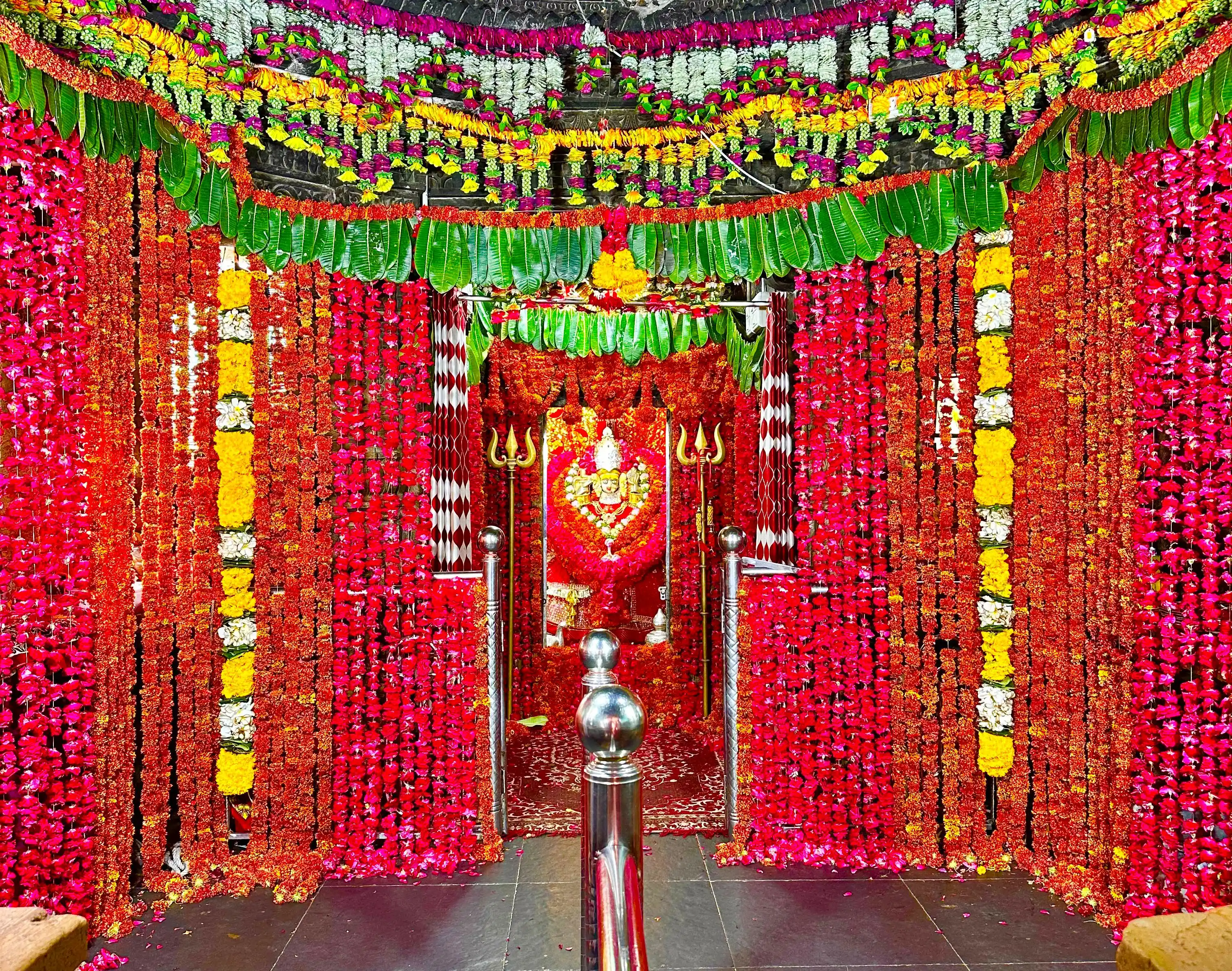 Baanmata shringar darshan chittorgarh  post