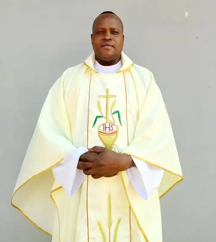 Image from Radio Maria Tanzania: KUMBUKUMBU YA MIAKA 13 YA  UPADRE KWA PADRE PASCHAL KILONGO - KONDOA  ...