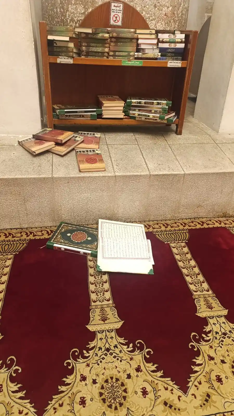 Image from وكالة صفا: 📸 متابعة صفا| شرطة الاحتلال تعتقل حارسي المسجد الأقصى محمد عرباش ورمز...