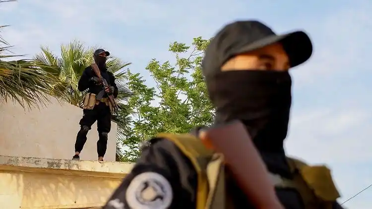 Image from ntv: "Schlüsselfigur von Drogen-Netz" *Syriens Behörden nehmen Cousin von A...