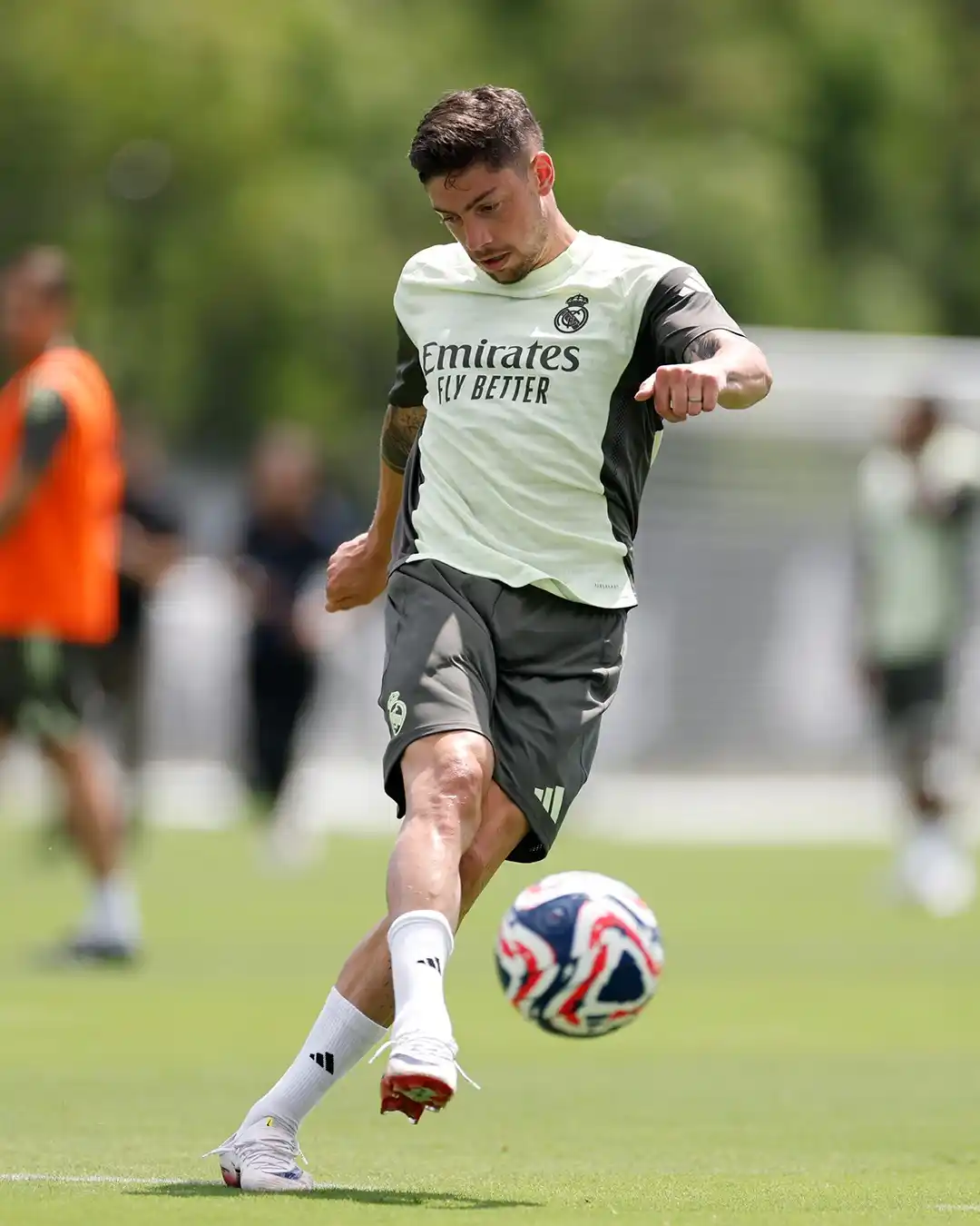 Image from Real Madrid C.F.: ⚽ We continue to prepare for the match against Pachuca! ⚒ ¡Continuamos...