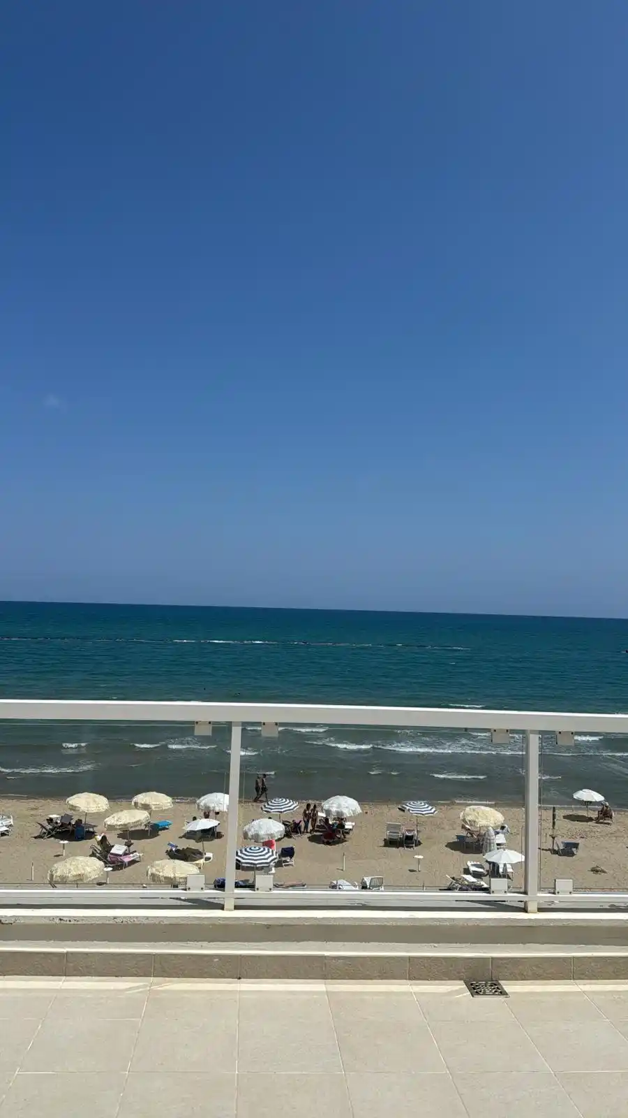 Image from Cicciogamer89 : A Termoli non hanno le spiagge 🏖️ 🤣...