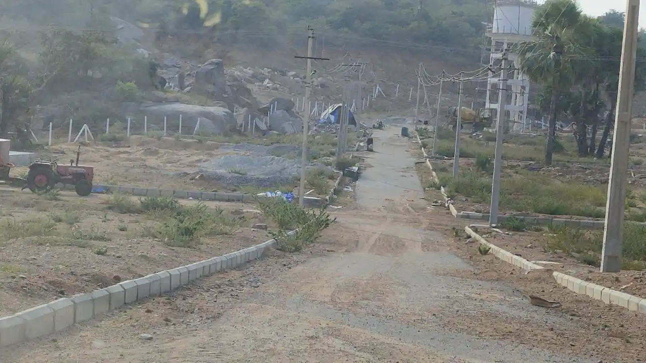 Image from BUSINESS DEALS (BUY, Hold/Build & SELL, Invest & Multiply, Promote/Collaborate): CHANCE PLOT for SALE - TSIIC - Kawadipally Residential Layout Locat...