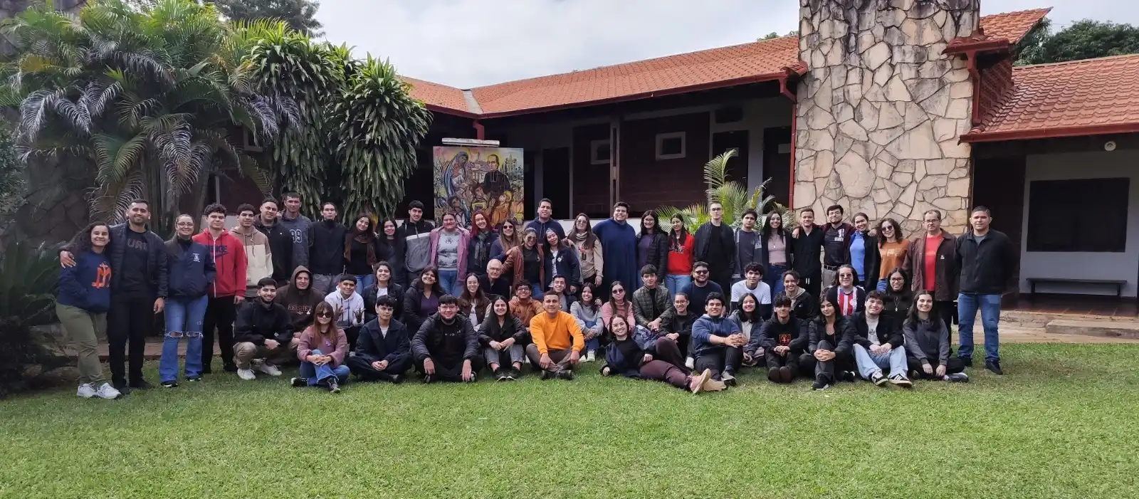 Image from Provincia Marista Cruz del Sur: *Encuentro de Formación de Animadores y Timoneles en el CEM de Coronel...