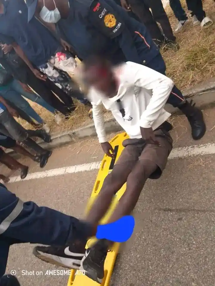 Image from KILAMBA 24 HORAS: Jovem de 26 anos gravemente ferido em atropelamento no Kilamba Um cid...