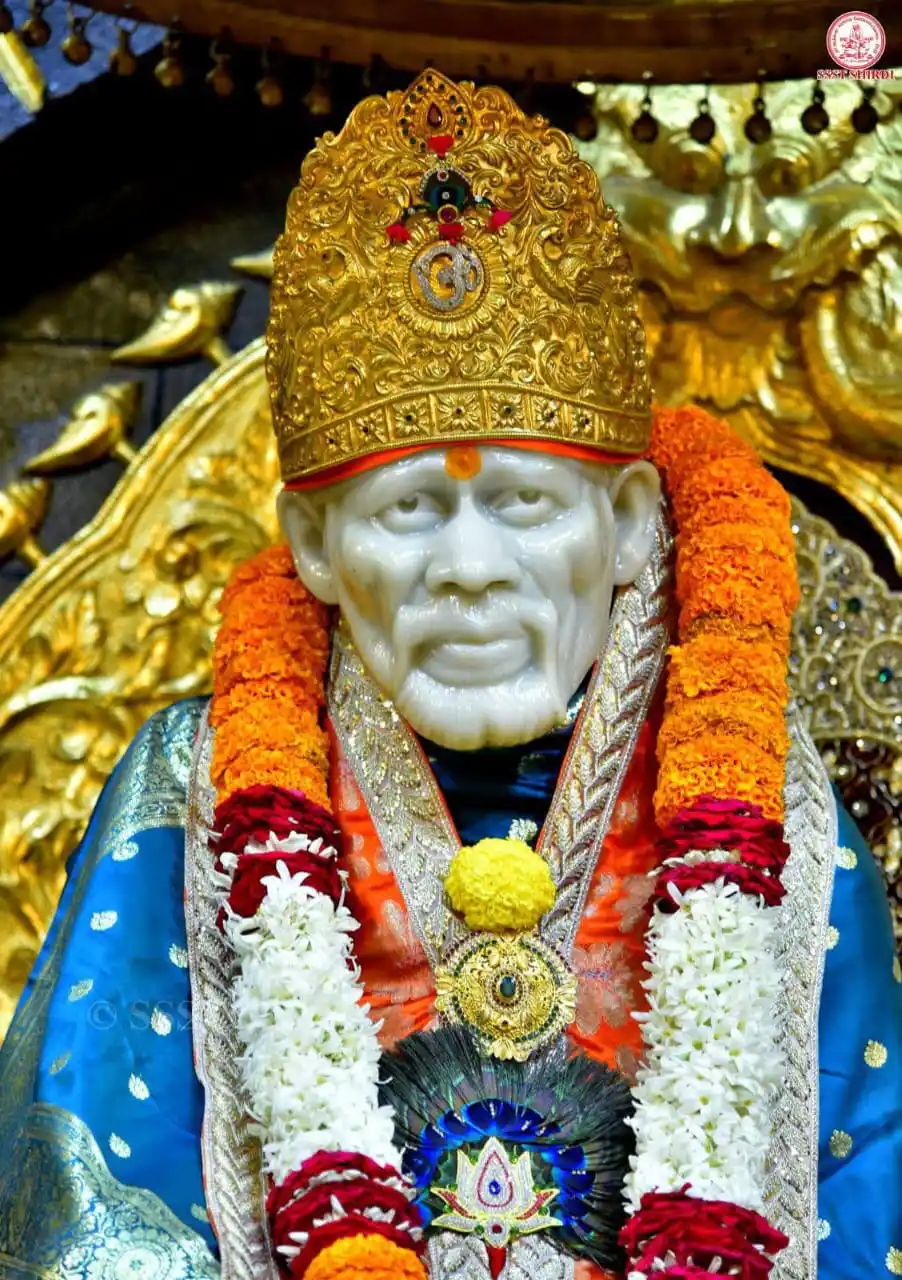Image from Sai Yug Network: *Today's Morning Darshan of Sai Baba from Samadhi Mandir, Shirdi* *Go...