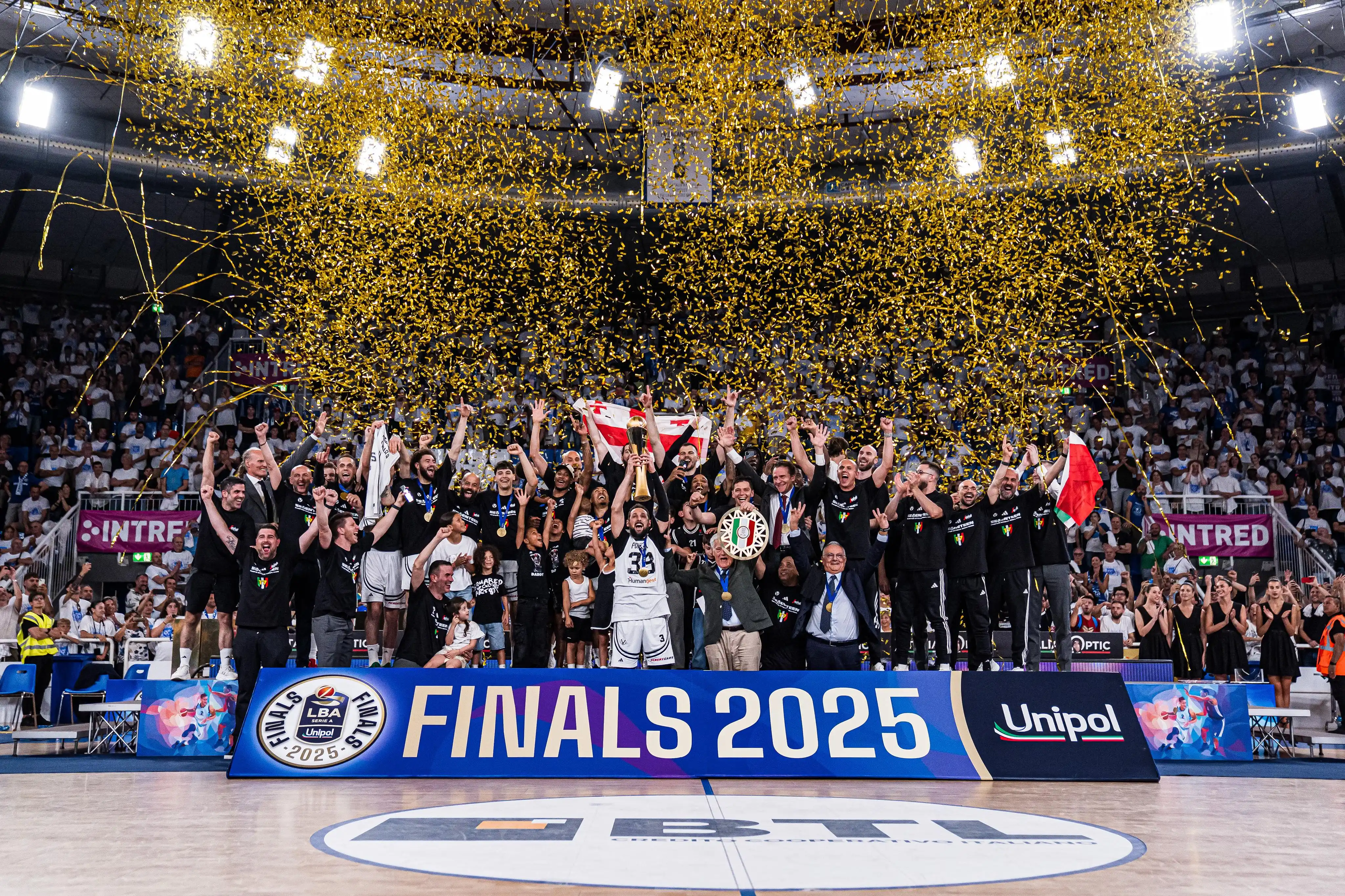 Image from Virtus Segafredo Bologna: Torna ad essere campione 🏆🤍🖤...