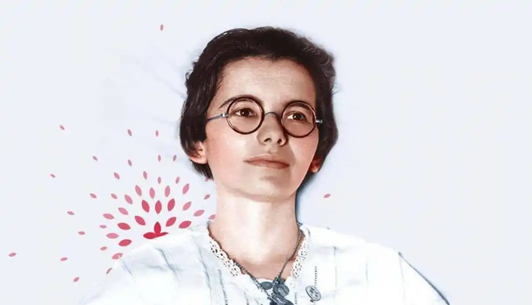 Image from Templário de Maria | Formação Católica, Oração, Liturgia, Notícias e muito mais...: *Marthe Robin: Mais de 50 anos se alimentando unicamente da Sagrada Eu...