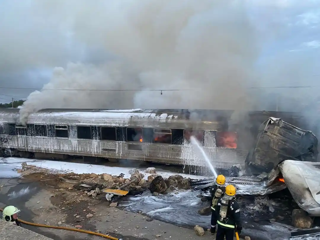 Image from RTP Notícias : *Circulação ferroviária na linha da Beira Baixa continua suspensa* Já...