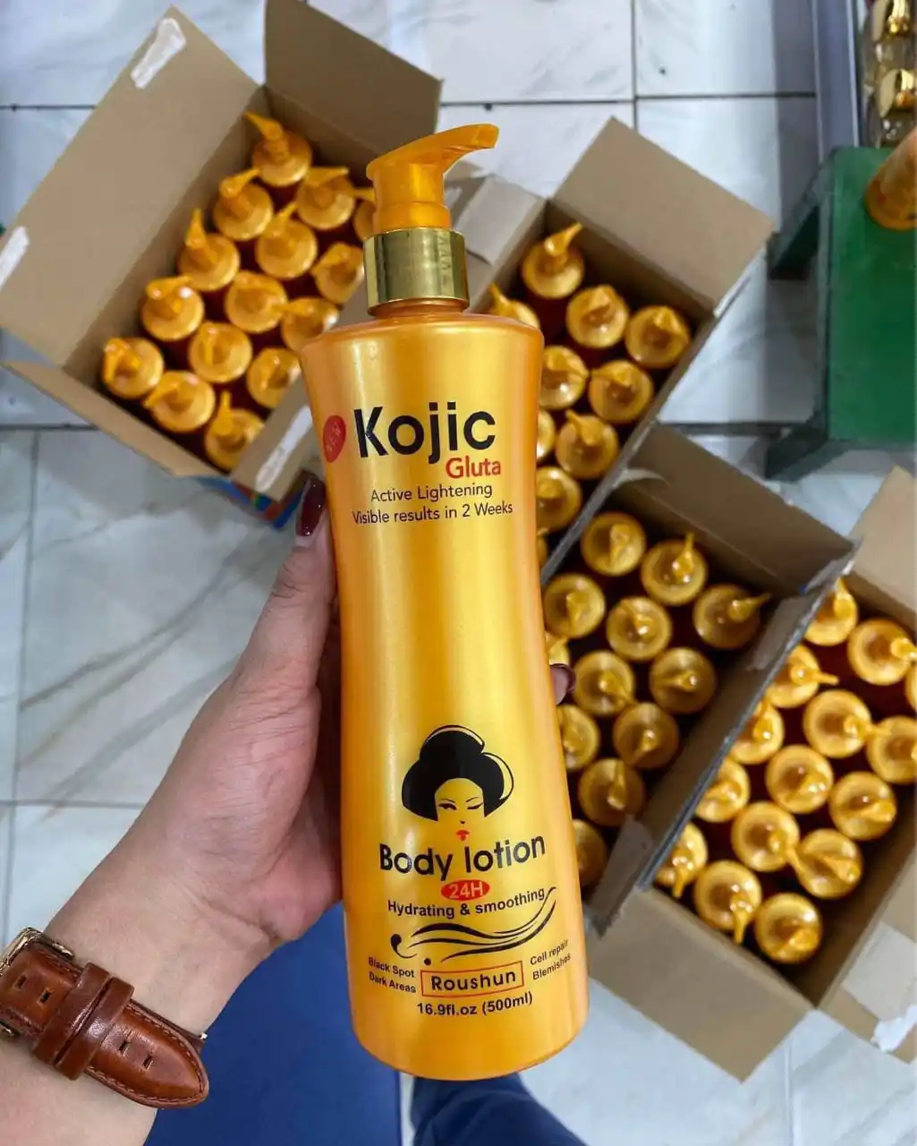 Image from Dream Skin 💕🇱🇰: Kojic Gluta Bodylotion 💛  *මුලු ඇඟම එකම පාටකට ගන්න පුලුවන් bodylotion...
