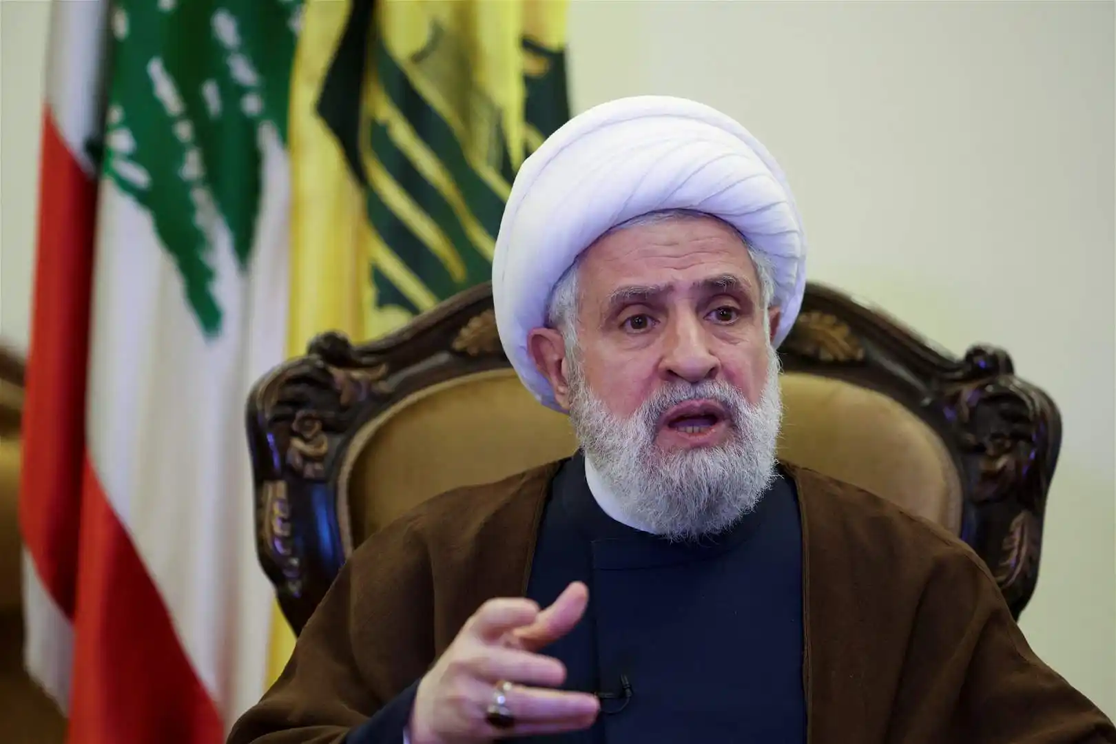 Image from ALHADEEL NEWS - الهديل الإخبارية: أمرٌ لخامنئي.. وقاسم يردّ! https://alhadeel.net/article/766796/ *للأ...