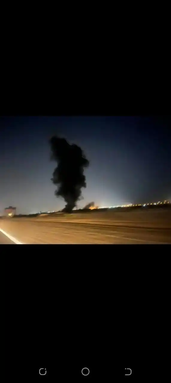 Image from ALHADEEL NEWS - الهديل الإخبارية: انفجار قرب حاجز أمني على الطريق بين مدينتي قم وطهران في إيران....