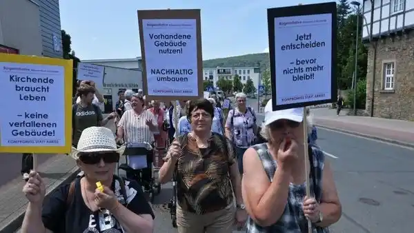 Image from WP Herdecke & Wetter – Westfalenpost: *Aufschub fürs Altenzentrum? Stadt soll mit Banken reden* Kurz vor Abl...