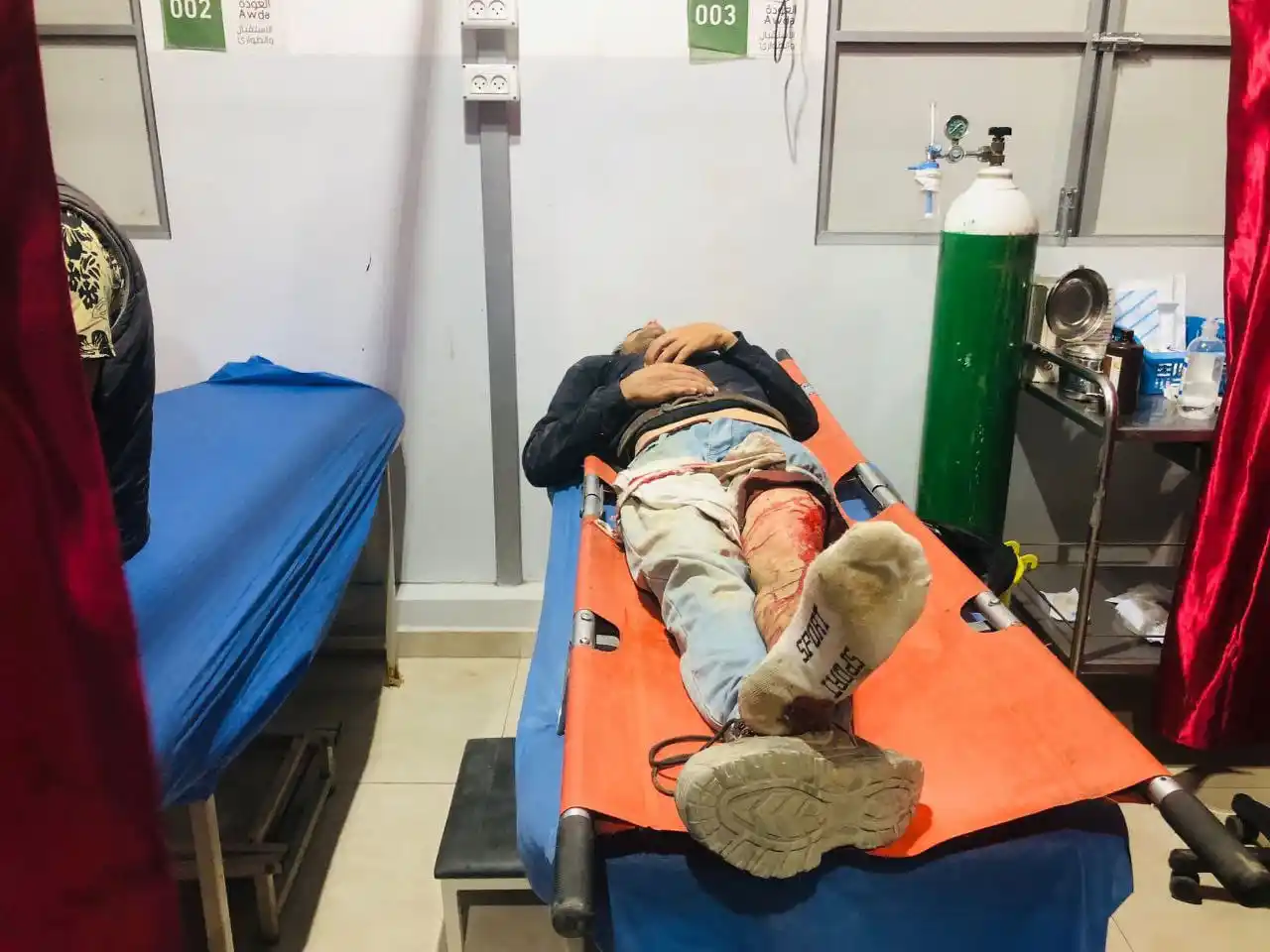 Image from Quds News Network: BREAKING: Al-Awda Hospital in Nusseirat refugee camp reports eight Pal...