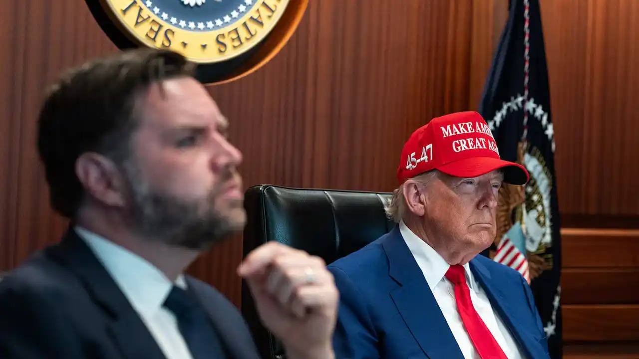 Image from FREEДОМ: ⚡️Будет мир, либо гораздо большая трагедия, — Трамп об ударах США по И...