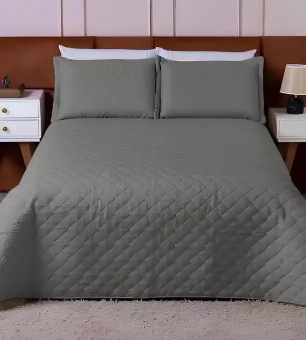 Image from Vizzuali Ofertas: Jogo De Cama Cobre Leito Casal Padrão Veneza 3 Peças 🔥 R$ 56,52 à vis...