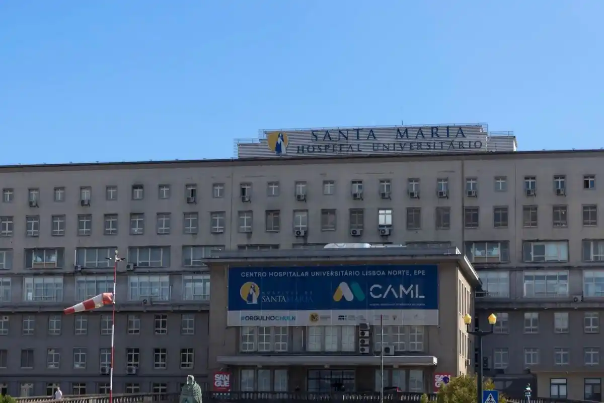 Image from A BOLA: Novo escândalo no Santa Maria: dermatologista ganhou 113 mil euros por...