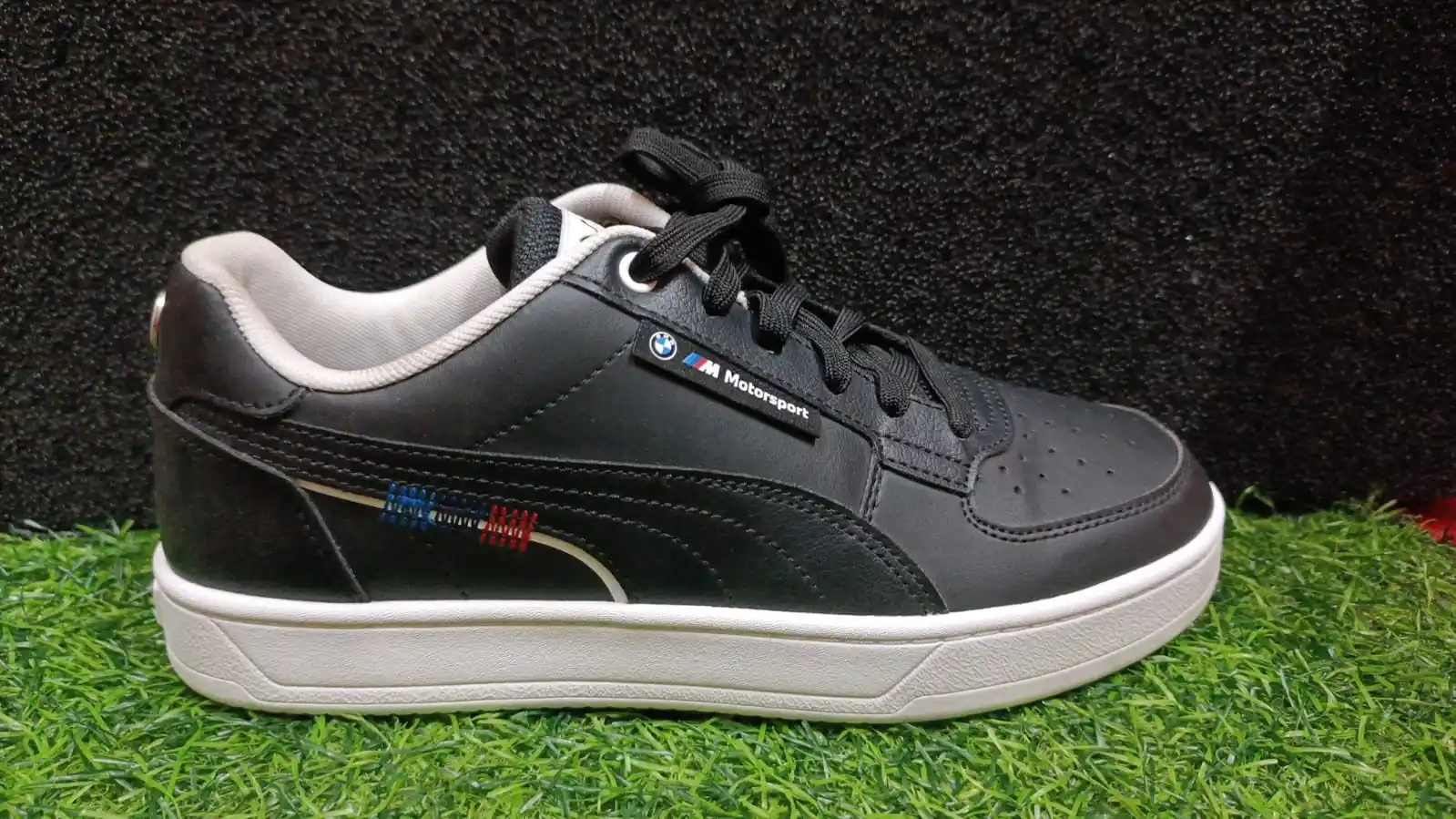 Image from Aaimz Enterprises: Puma BMW Motorsport Size UK : 7 Mrp : 6,999 Offer Price : 2,299 For...