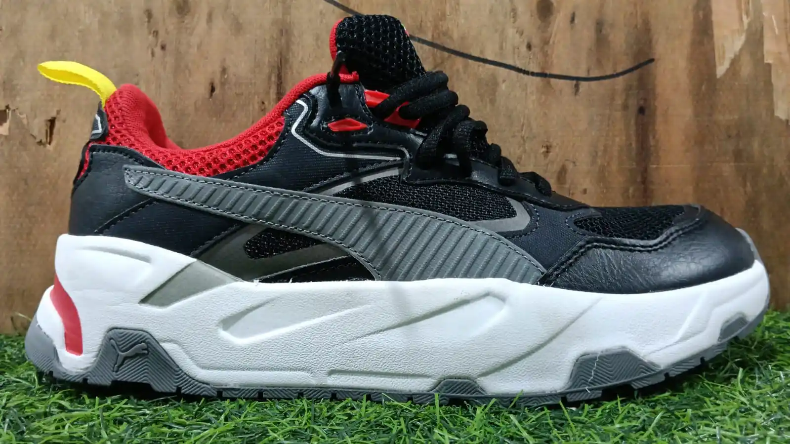 Image from Aaimz Enterprises: Puma uk 7 MRP 9000 offer price 2700 online order 7506536014...