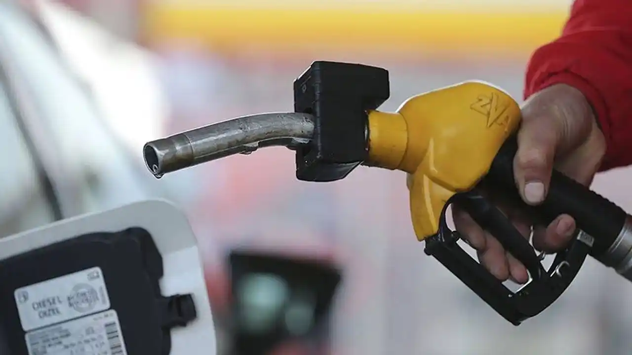 Image from Onedio: Vergi Uzmanı Ozan Bingöl: "Son zamla Ankara’da motorinin litresi 55,...