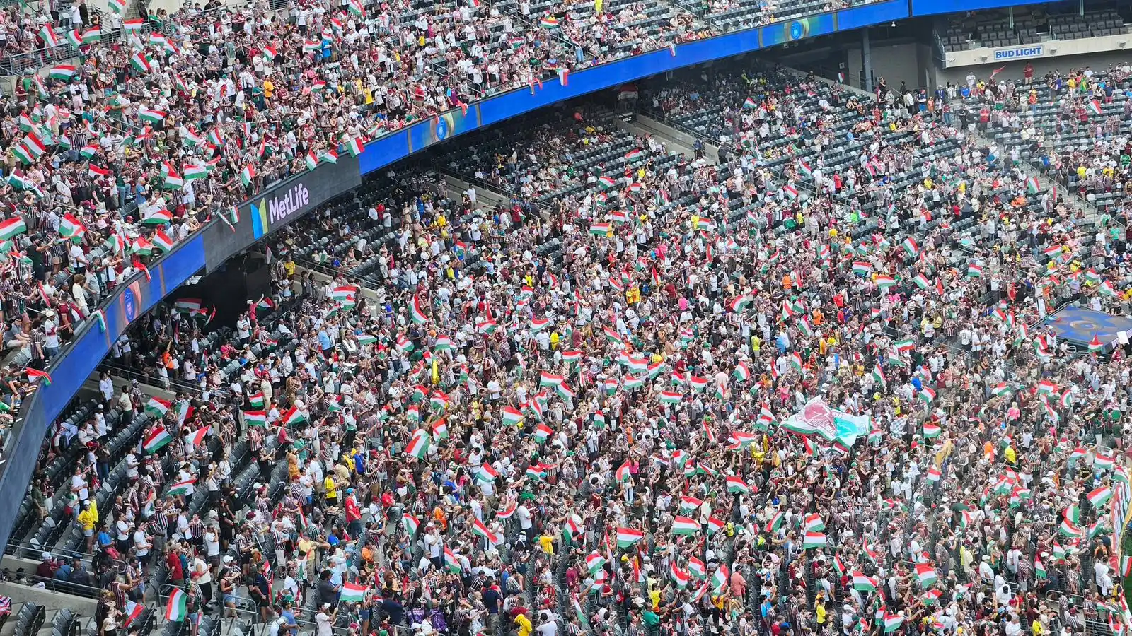 Image from Diário de torcedor: 29.321 torcedores no MetLife Stadium para Fluminense e Ulsan....
