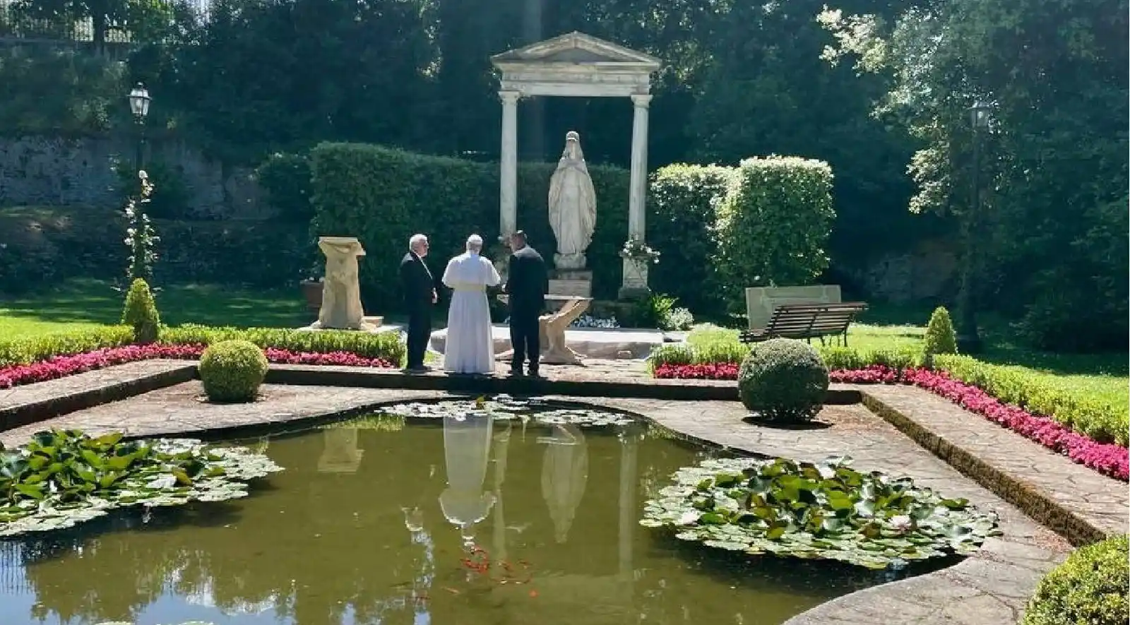 Image from ZENIT News Agency (english edition): Another tradition revisited: Pope Leo XIV returns to the residence of ...