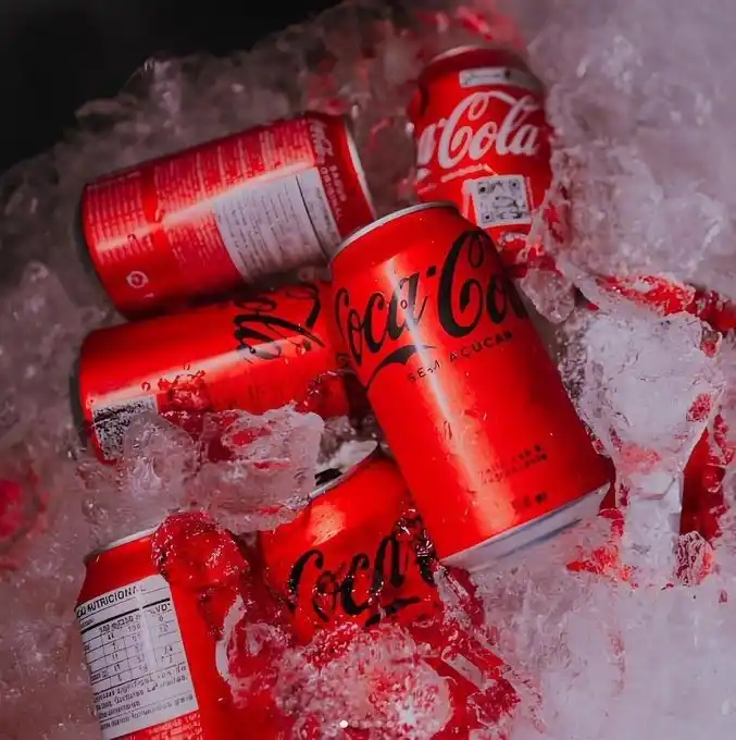 Image from Promoções e cupons 📢 por @achadinhosmos: COQUINHA ZERO PRA MANTER O SHAPE Pack de Coca Cola Sem Açúcar Lata 31...